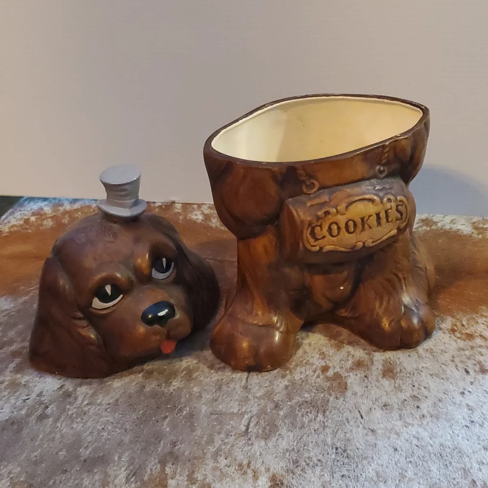 Old dog cookie jar